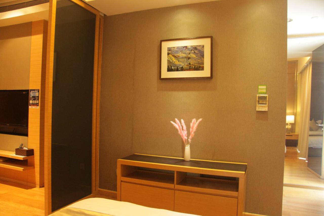 Guangzhou Xing Yi International Apartment - Poly World Branch Экстерьер фото