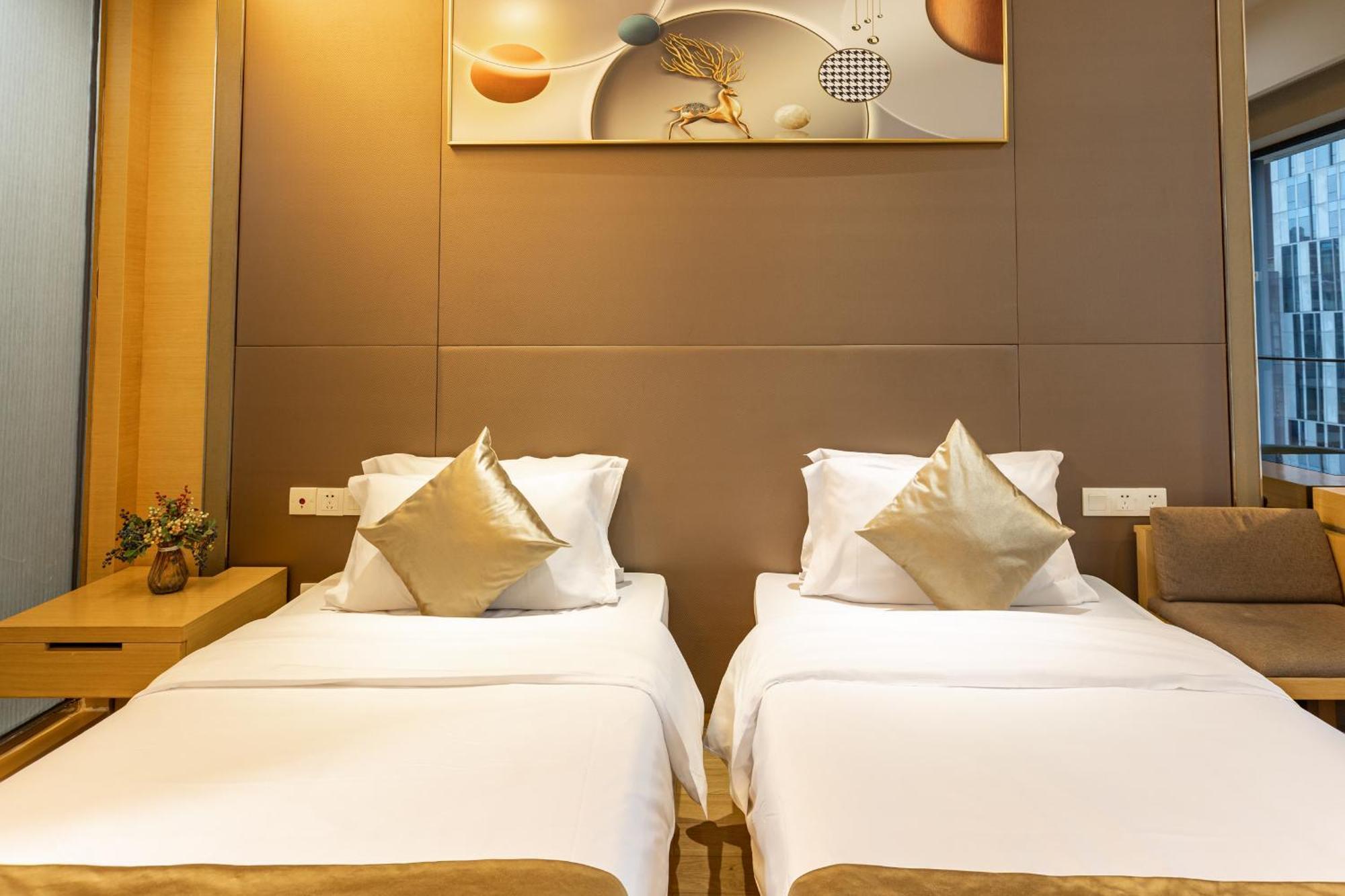 Guangzhou Xing Yi International Apartment - Poly World Branch Экстерьер фото
