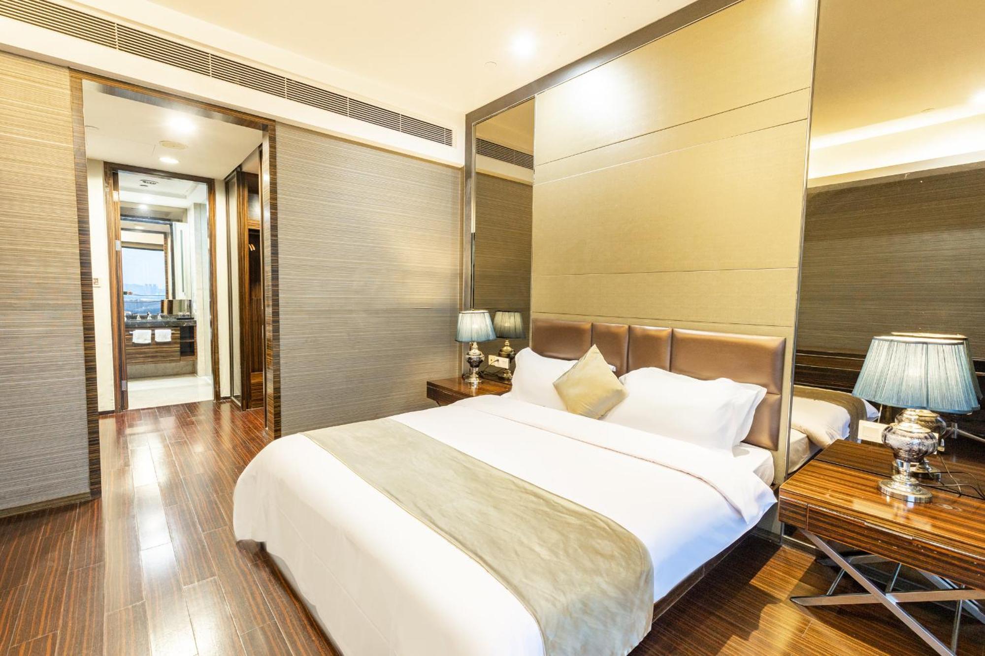 Guangzhou Xing Yi International Apartment - Poly World Branch Экстерьер фото