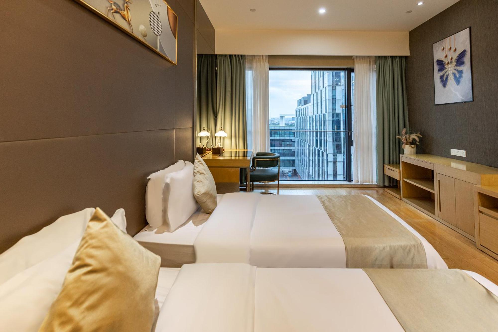 Guangzhou Xing Yi International Apartment - Poly World Branch Экстерьер фото