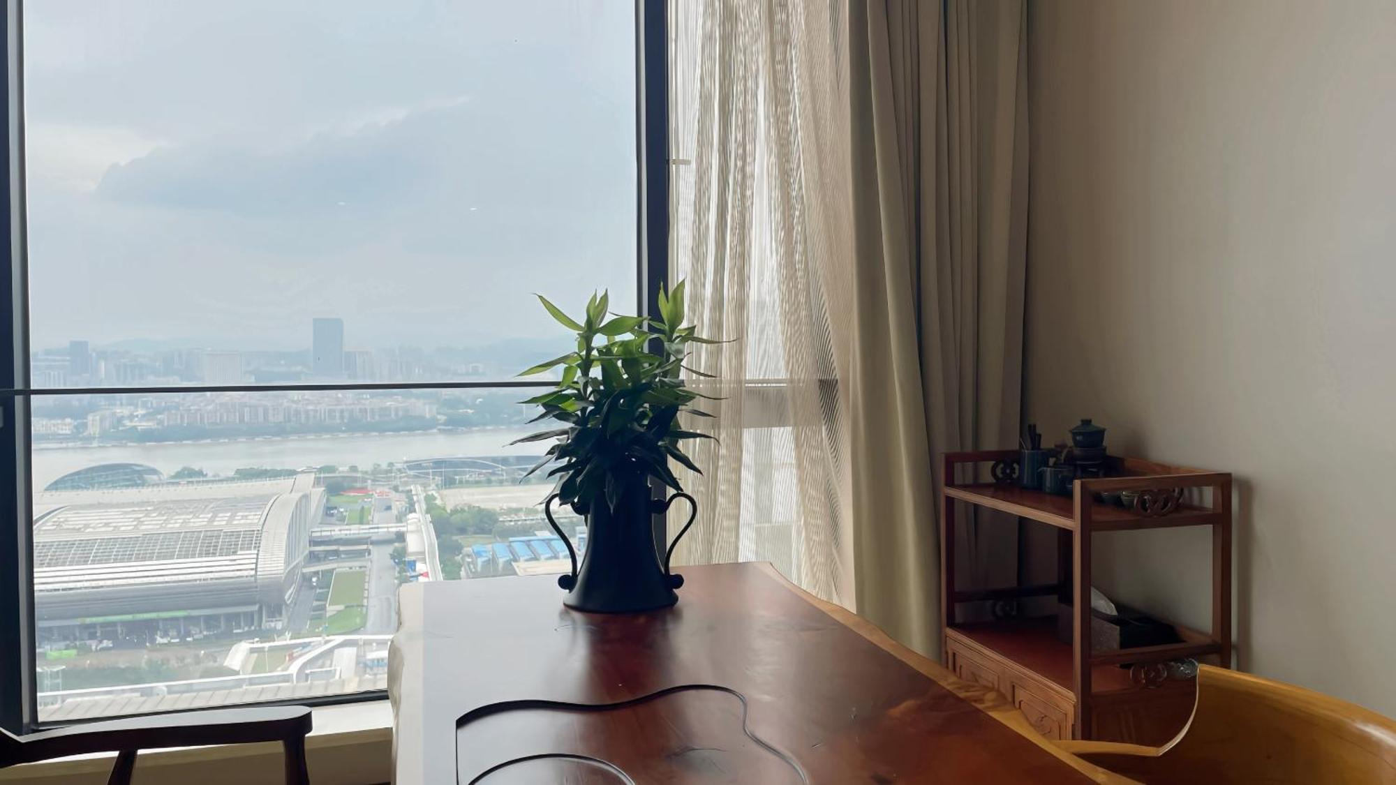 Guangzhou Xing Yi International Apartment - Poly World Branch Экстерьер фото